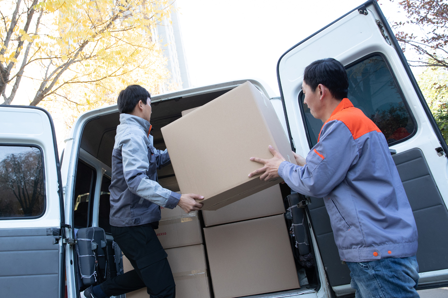 現(xiàn)代物流中的人員搬運(yùn)與倉儲(chǔ)服務(wù) 效率與安全的雙重保障